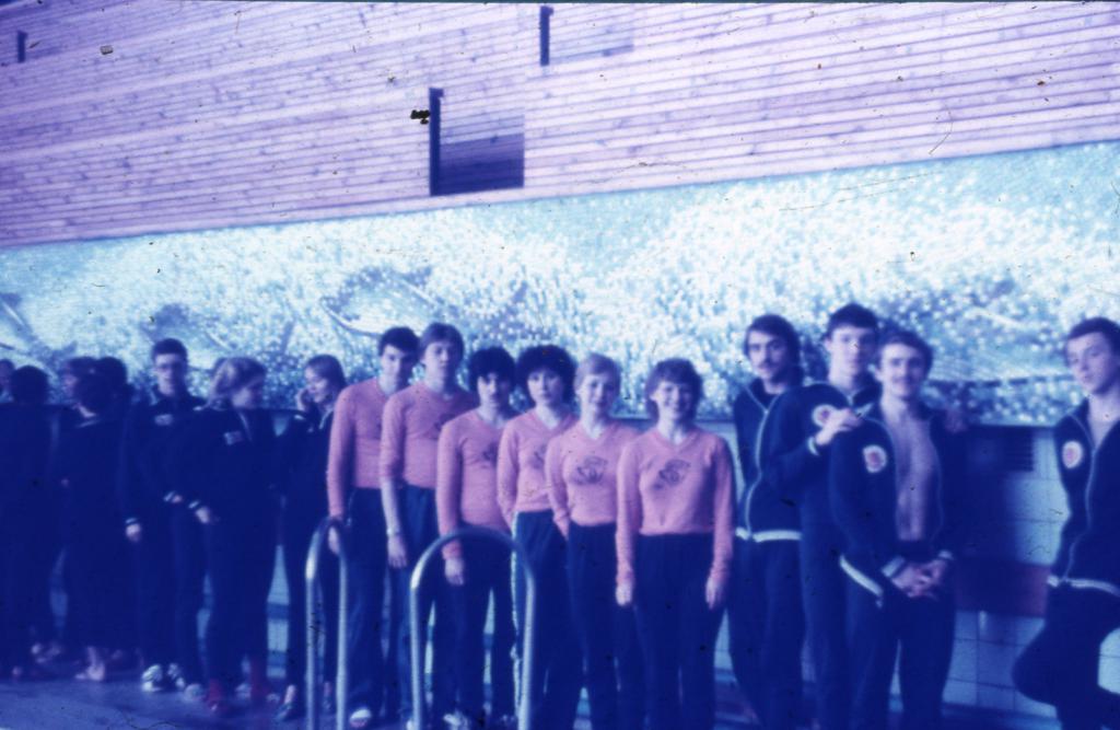 83-42  1983 г.  Команда СКАТ А.Кочетков, А.Суставов, Ю.Котов, Р.Закамскова, Н.Пушкарёва, Н.Марьянова. Кубок СССР. Пикалёво.